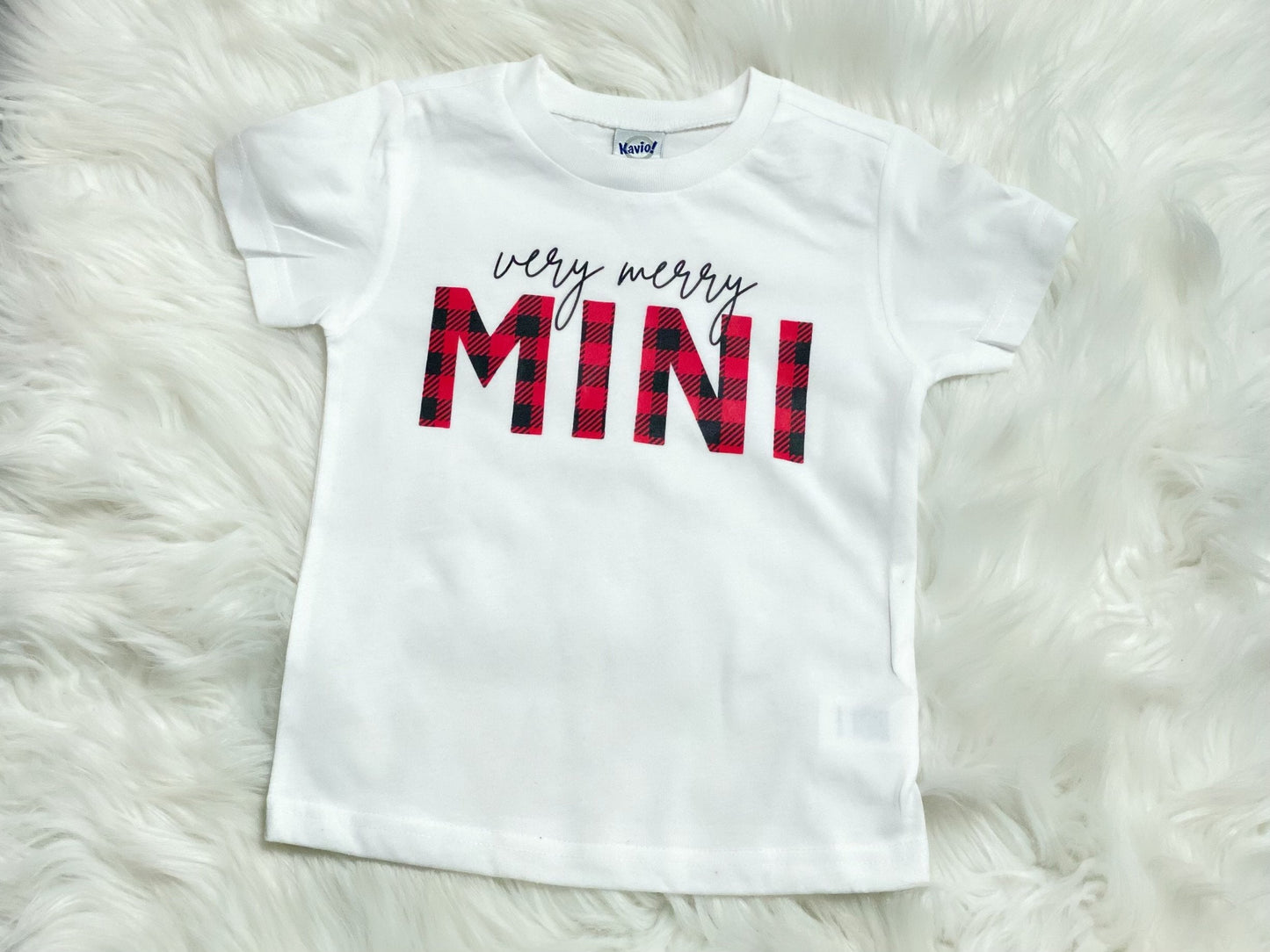 Very Merry Mini Graphic Tee - Nico Bella Boutique