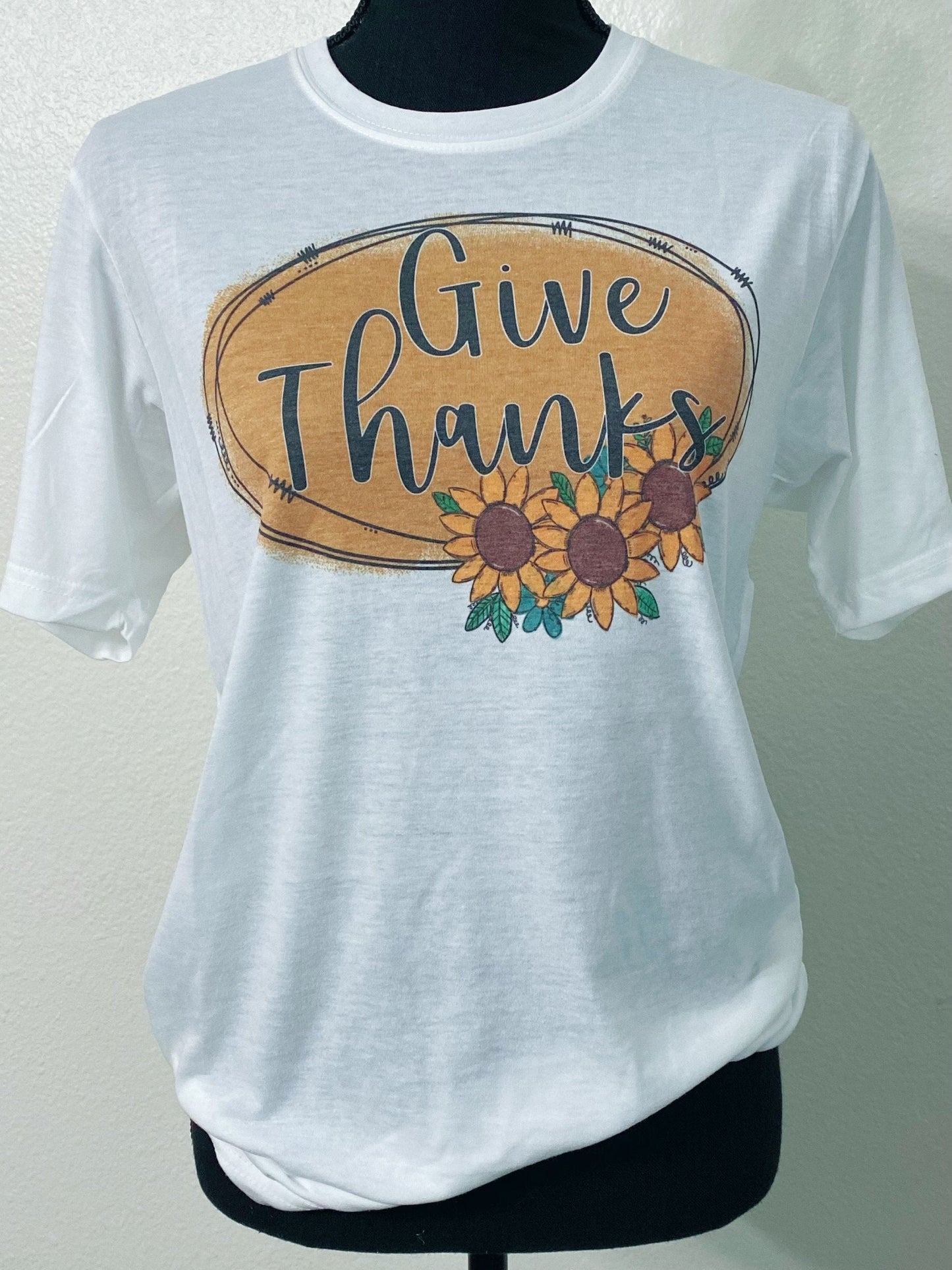 Give Thanks Sunflower Graphic Tee - Nico Bella Boutique